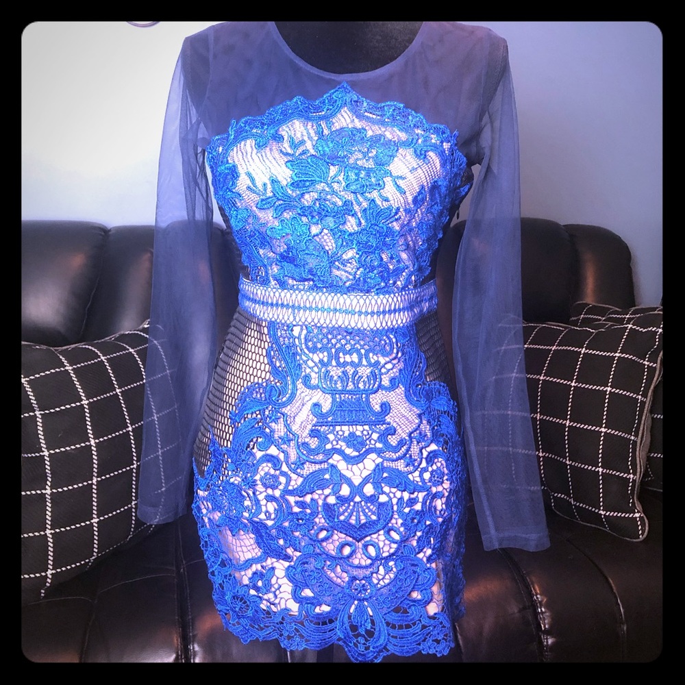 Vestido con encaje azul!